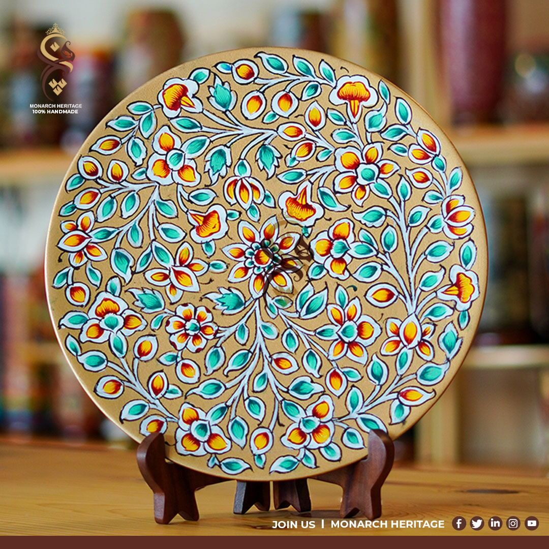 wood decoration plate- monarch heritage