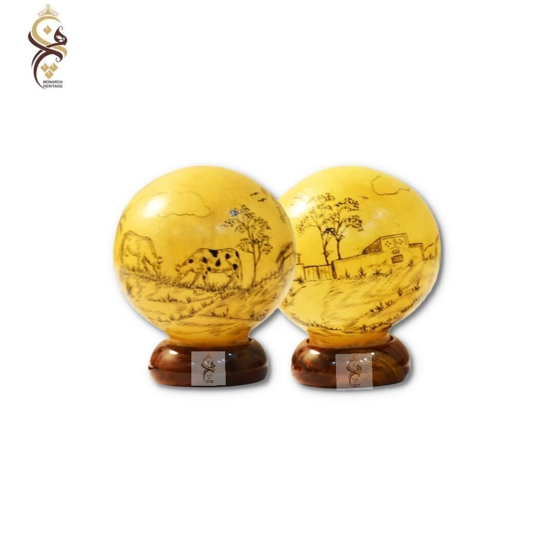 globe-camelskinlamp-monarchheritage-handmade-multan-pakistan-leatherlamp